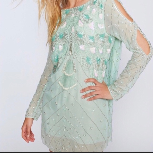 Free People Dresses & Skirts - Absolutely beautiful Free People dress Free People Dresses & Skirts - Absolutely beautiful Free People dress